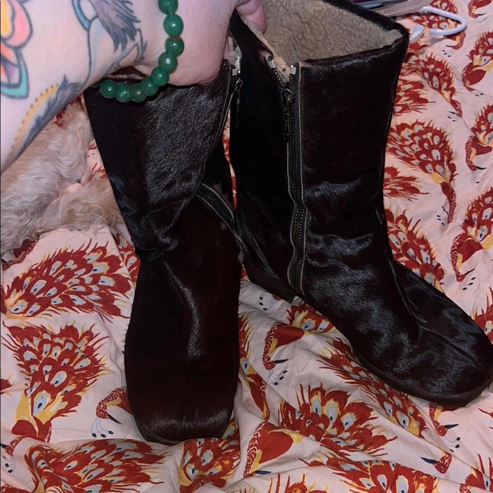 Vintage Brown Fur Lined Pony Hair Boots